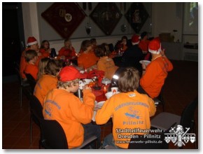Weihnachtsfeier der Jugendfeuerwehr Dresden-Pillnitz