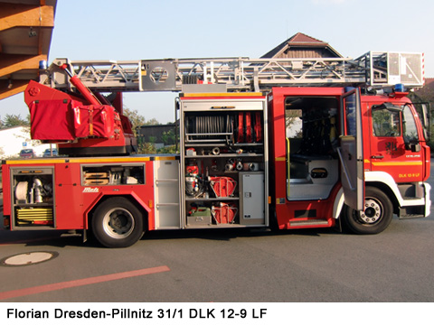 DLK 12-9 LF rechte Seite, geöffnet