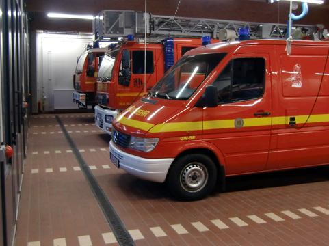 Fahrzeughalle GW-SE, DLK 12/9 LF, LF10/6